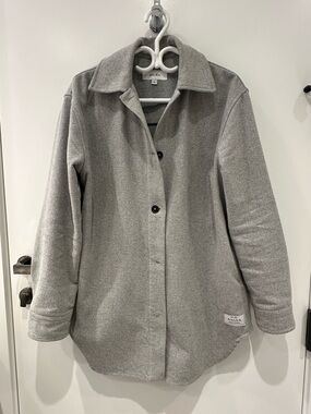 Anian Women’s Painter’s Coat
